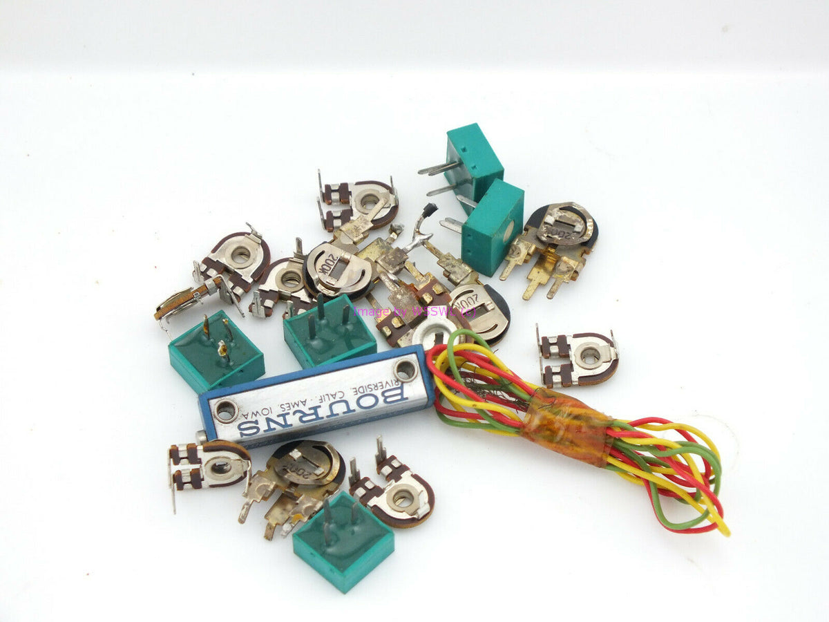 200K Ohm Pot Potentiometer Assorted From a Ham Estate LOT (bin2) - Dave's Hobby Shop by W5SWL